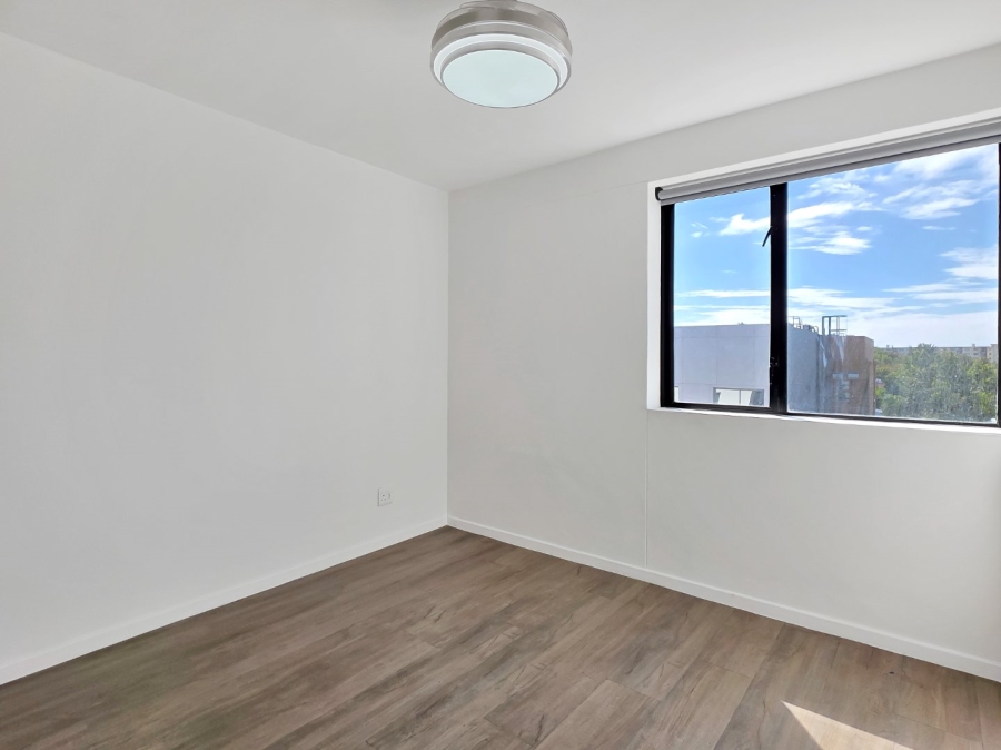 2 Bedroom Property for Sale in Claremont Western Cape